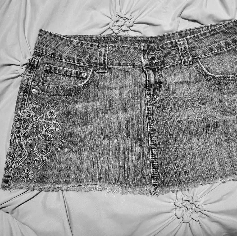 Jordache Embroidered Jean Mini